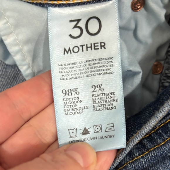 MOTHER the runaway flare jeans in flowers from the storm sz 30 - Picture 4 of 7